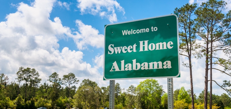 welcome to Alabama sign
