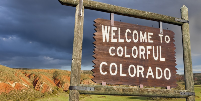 welcome to colorful colorado sign