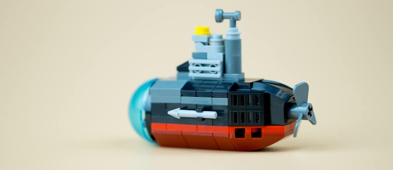 submarine toy