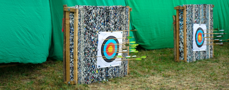 many arrows target